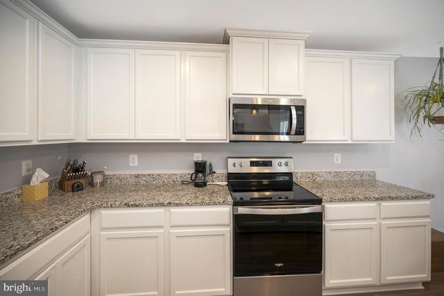 17086 ROLLINS ROAD, Bowling Green, VA 22427