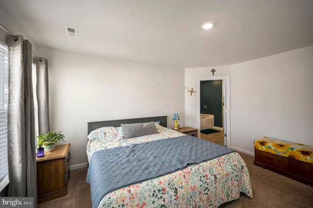 17086 ROLLINS ROAD, Bowling Green, VA 22427