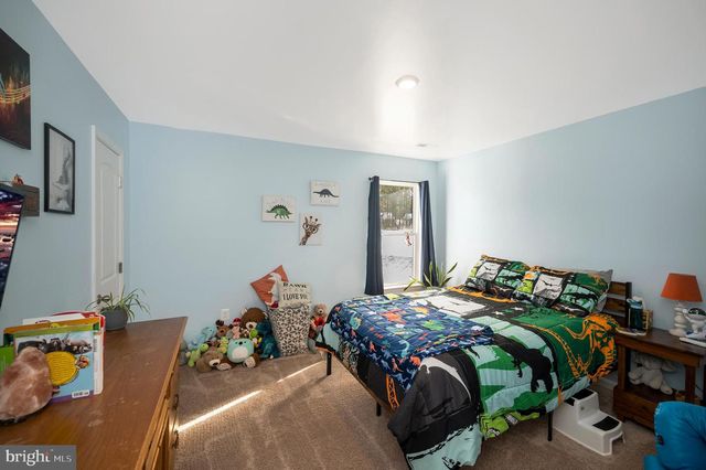 17086 ROLLINS ROAD, Bowling Green, VA 22427