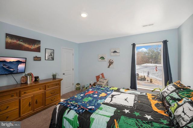 17086 ROLLINS ROAD, Bowling Green, VA 22427