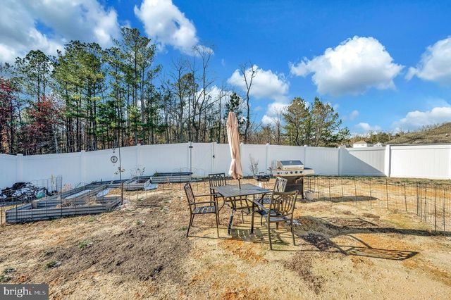 17086 ROLLINS ROAD, Bowling Green, VA 22427