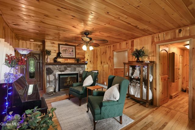 18 Hudson View Lane, Queensbury, NY 12804