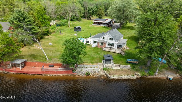 18 Hudson View Lane, Queensbury, NY 12804