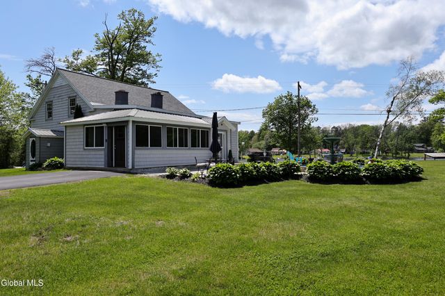 18 Hudson View Lane, Queensbury, NY 12804