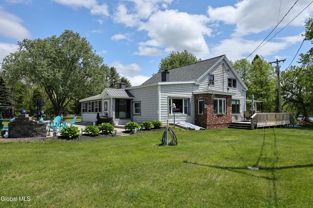 18 Hudson View Lane, Queensbury, NY 12804