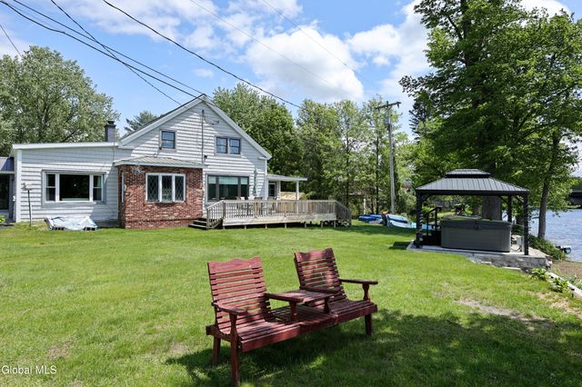 18 Hudson View Lane, Queensbury, NY 12804