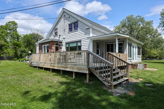 18 Hudson View Lane, Queensbury, NY 12804
