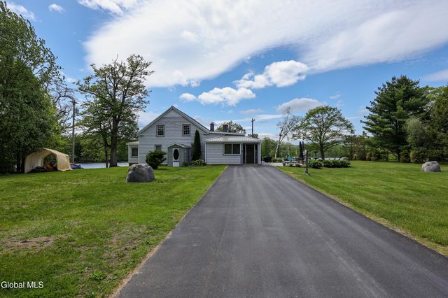 18 Hudson View Lane, Queensbury, NY 12804