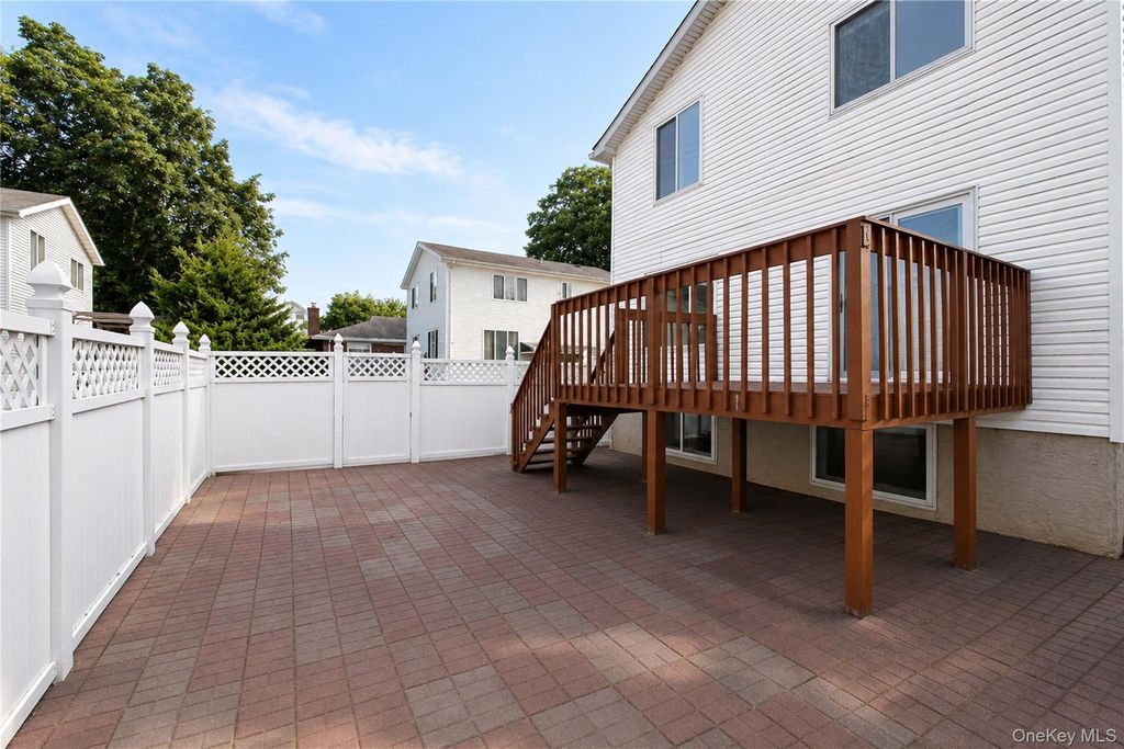 15 Rachel Court, Staten Island, NY 10310 — photo 4