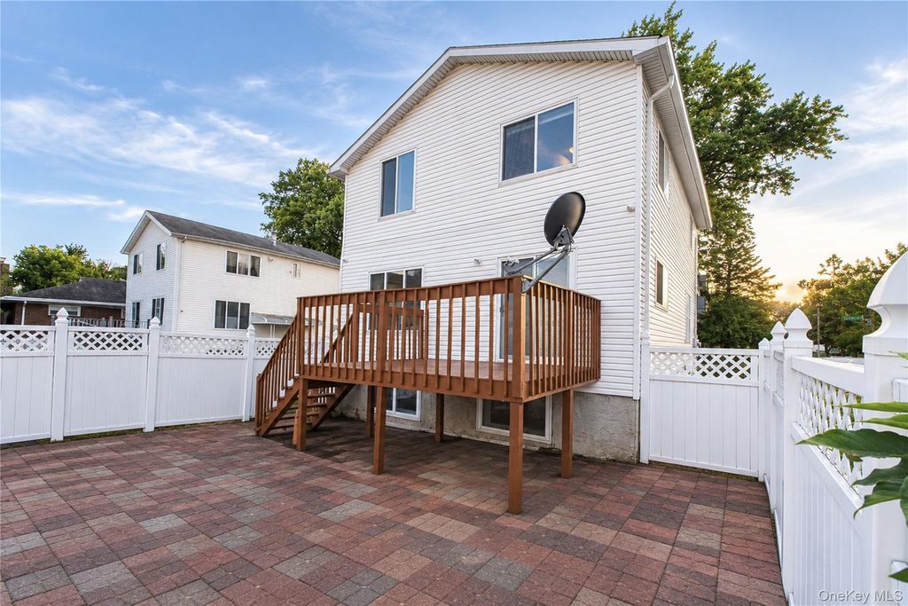 15 Rachel Court, Staten Island, NY 10310 — photo 5
