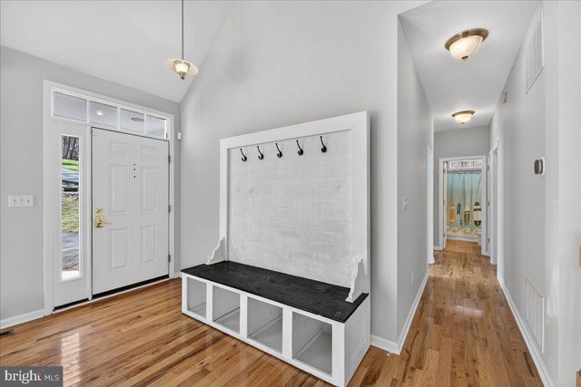 18 CHICKASAW PL, Palmyra, VA 22963