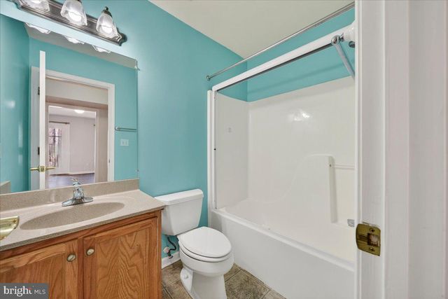 18 CHICKASAW PL, Palmyra, VA 22963