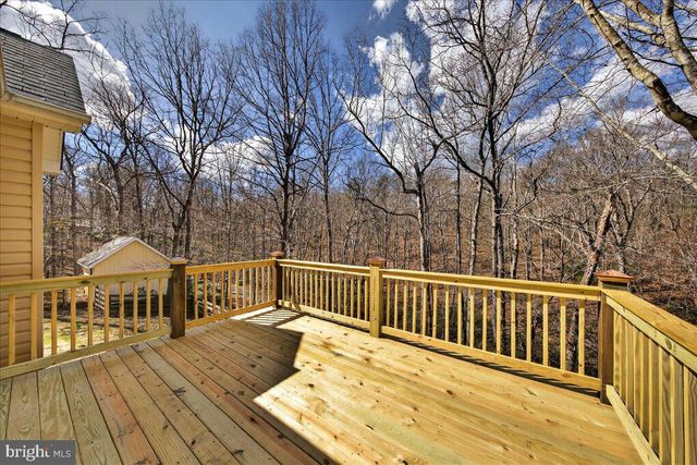 18 CHICKASAW PL, Palmyra, VA 22963