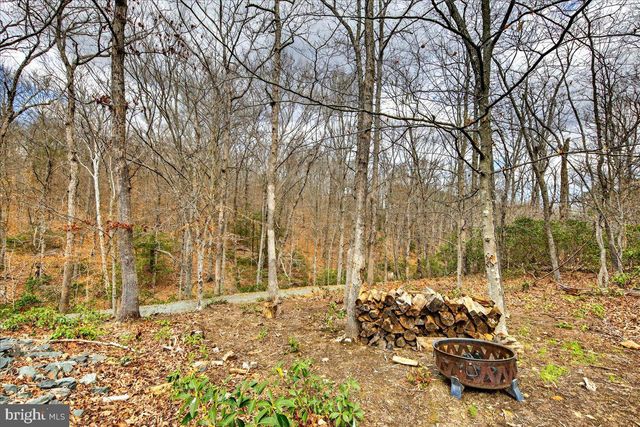 18 CHICKASAW PL, Palmyra, VA 22963