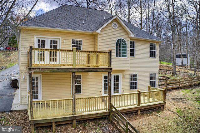 18 CHICKASAW PL, Palmyra, VA 22963