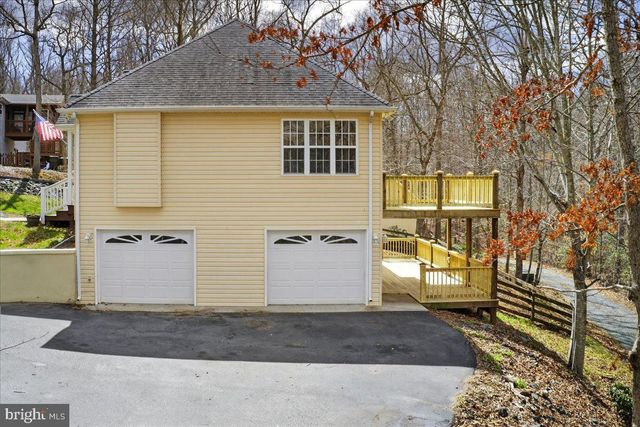 18 CHICKASAW PL, Palmyra, VA 22963