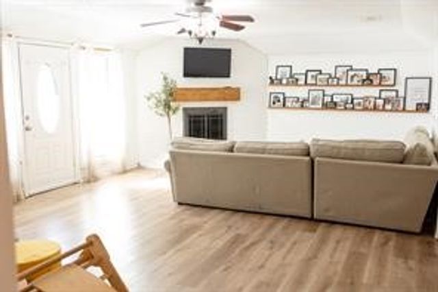 227 Kimberly Hill, Palmer, TX 75152