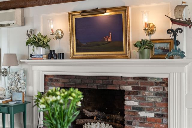 558 Commercial St A, Provincetown, MA 02657