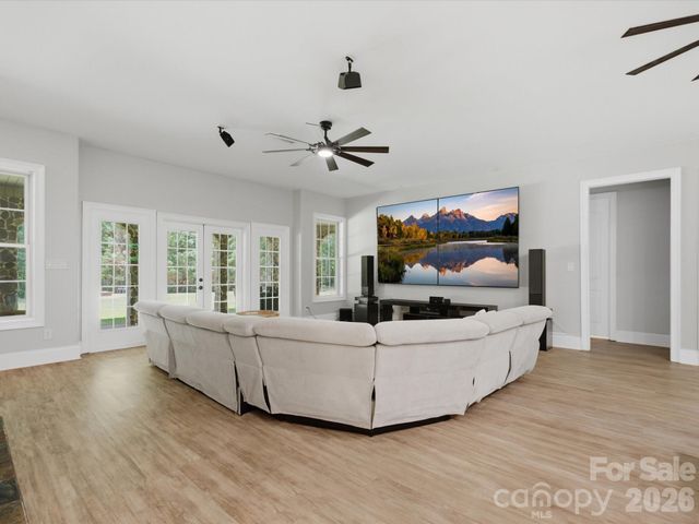 2894 Lakeshore Drive, Chester, SC 29706