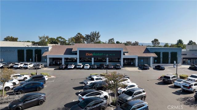 27 Christamon S, Irvine, CA 92620