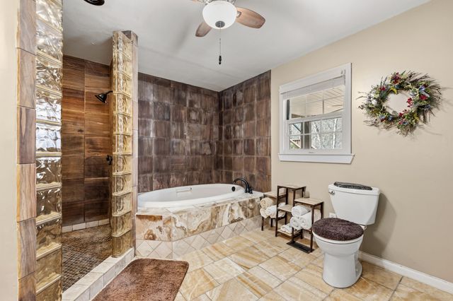 107 Jacks Lane, Bonneau, SC 29431