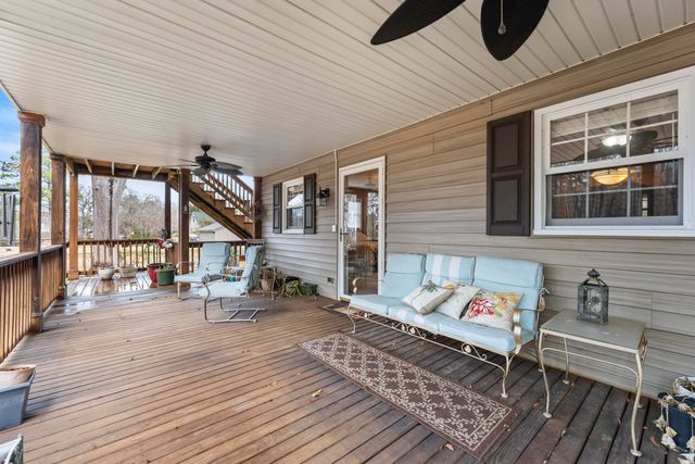 107 Jacks Lane, Bonneau, SC 29431