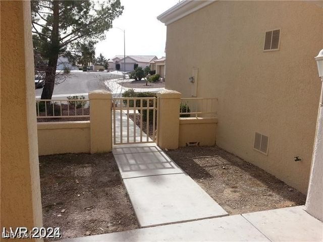 10404 Frostburg Lane, Las Vegas, NV 89134