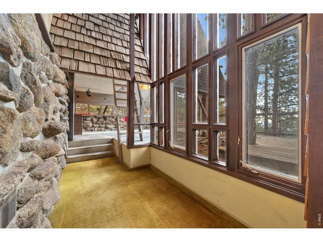 1412 Sunshine Canyon Dr, Boulder, CO 80302