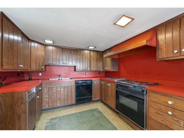 1412 Sunshine Canyon Dr, Boulder, CO 80302
