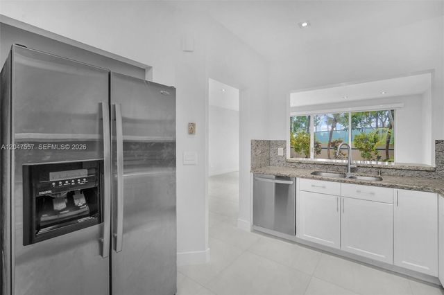 21391 Marina Cove Circle 14K, Aventura, FL 33180
