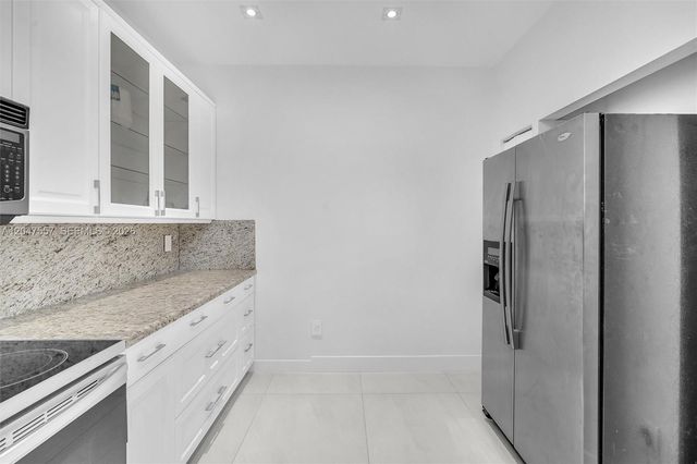 21391 Marina Cove Circle 14K, Aventura, FL 33180