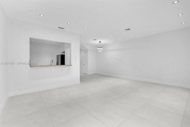 21391 Marina Cove Circle 14K, Aventura, FL 33180