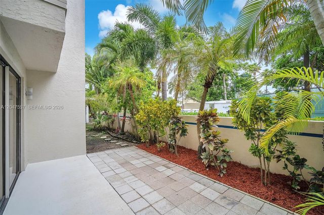 21391 Marina Cove Circle 14K, Aventura, FL 33180