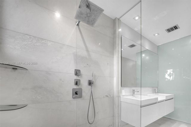 21391 Marina Cove Circle 14K, Aventura, FL 33180