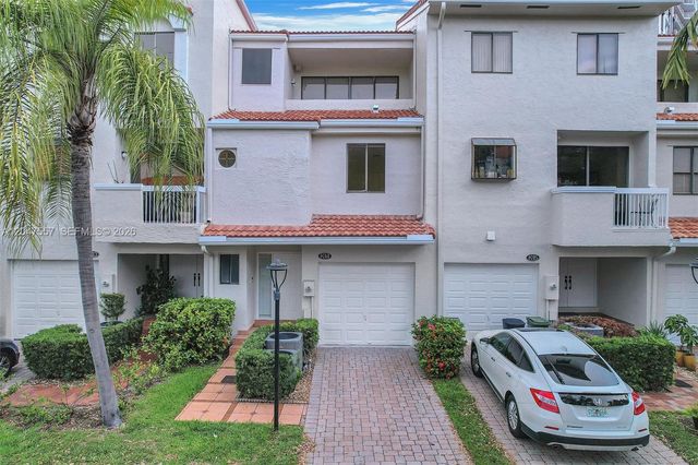21391 Marina Cove Circle 14K, Aventura, FL 33180
