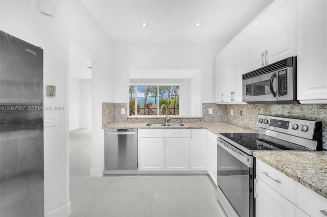 21391 Marina Cove Circle 14K, Aventura, FL 33180