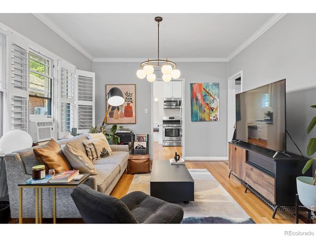 525 N Pearl Street, Denver, CO 80203