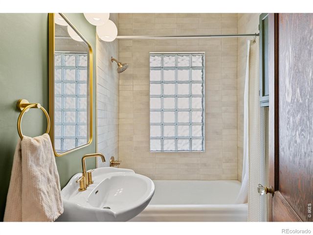 525 N Pearl Street, Denver, CO 80203