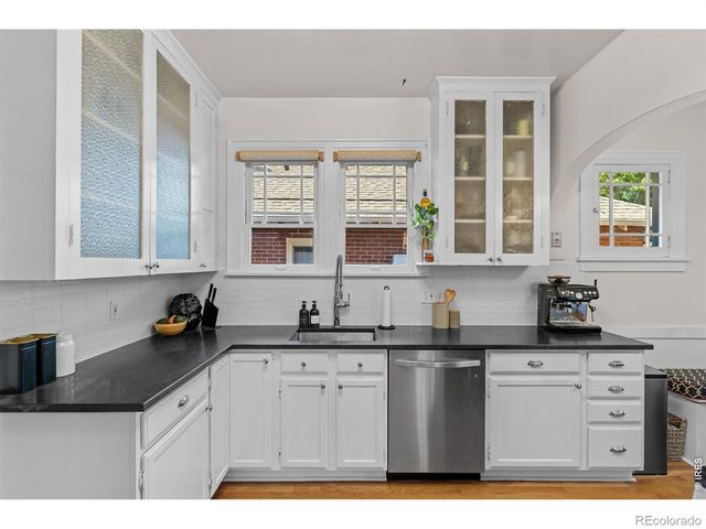 525 N Pearl Street, Denver, CO 80203
