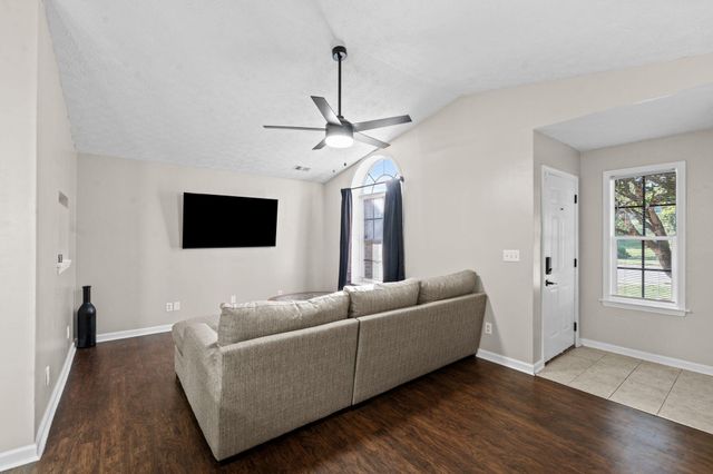 339 Irvine View Street, Richmond, KY 40475