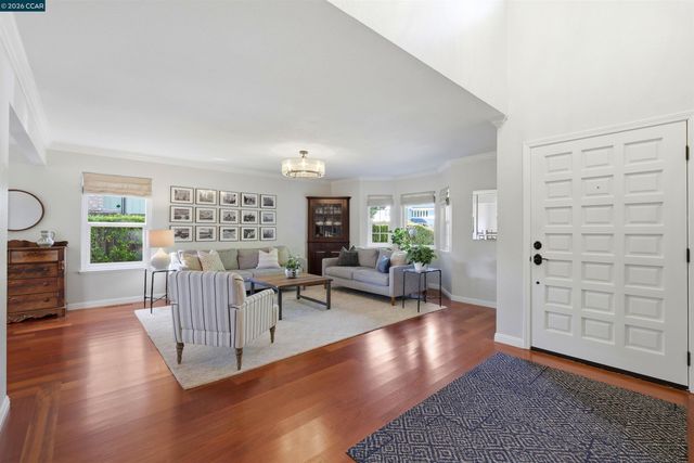 2839 Rockridge Dr, Pleasant Hill, CA 94523