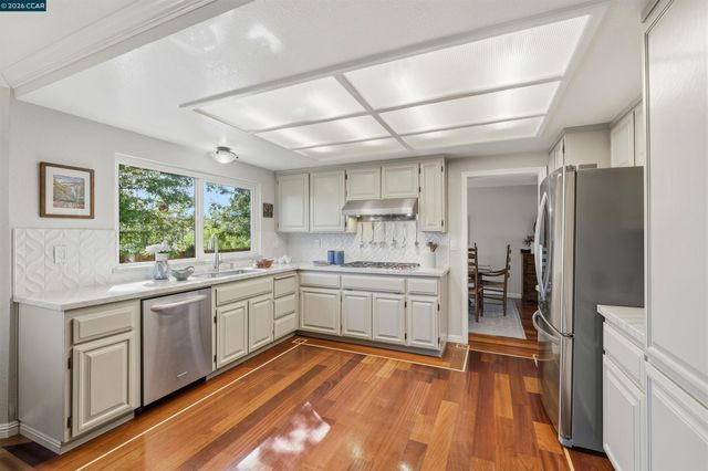 2839 Rockridge Dr, Pleasant Hill, CA 94523