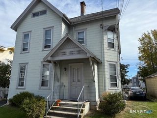 19 Berkeley Street E, Norwalk, CT 06850