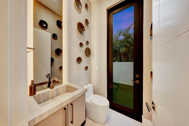 748 NE 72nd Street, Boca Raton, FL 33487