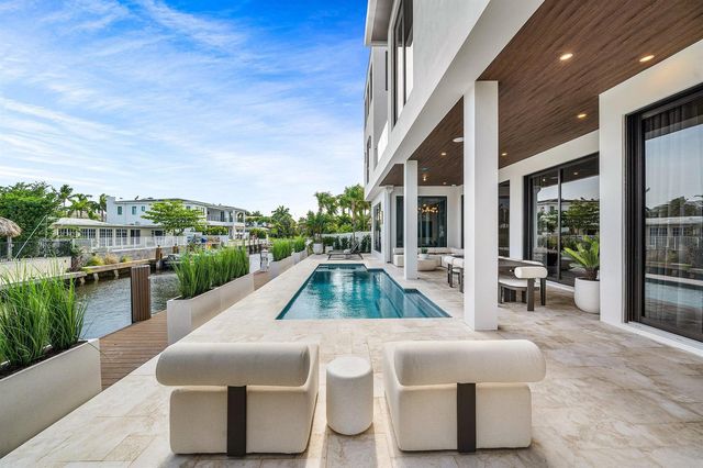 748 NE 72nd Street, Boca Raton, FL 33487