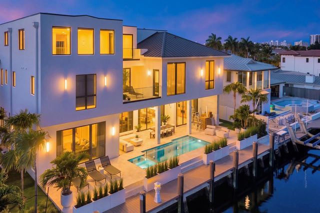 748 NE 72nd Street, Boca Raton, FL 33487