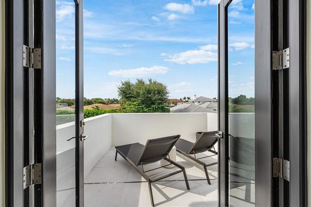 748 NE 72nd Street, Boca Raton, FL 33487