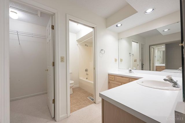 4955 Rosedale Road, Middletown, OH 45042