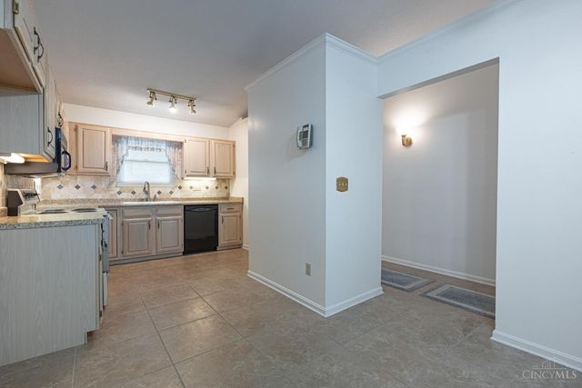 4955 Rosedale Road, Middletown, OH 45042