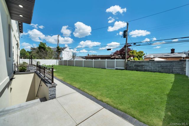 769 Anderson Avenue, Franklin Square, NY 11010